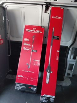 Milwaukee 18v  weedeater kit +  pole saw attachment