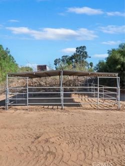 Roof and Panels for horse stall