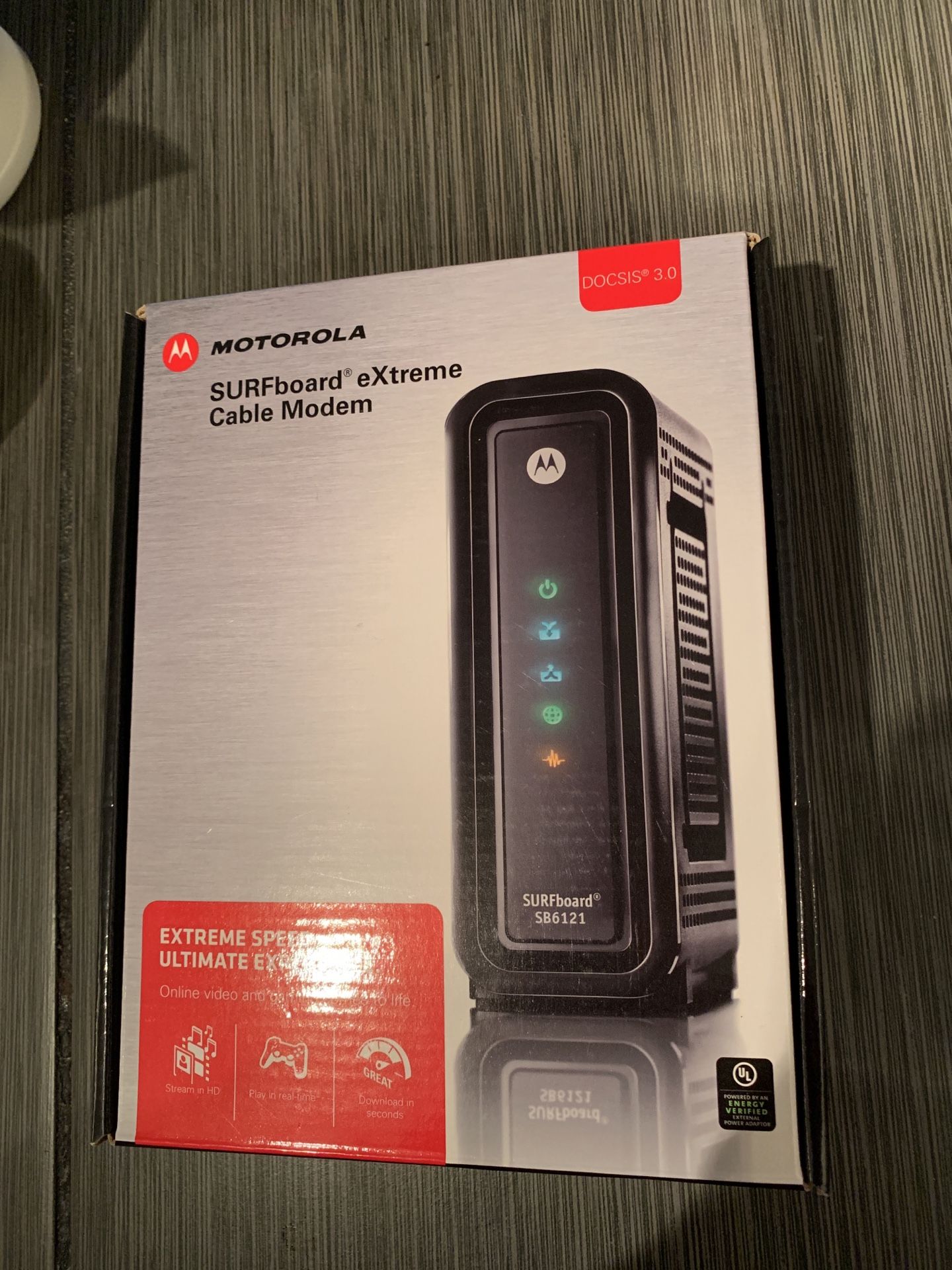 Motorola eXtreme Cable Modem SB6121