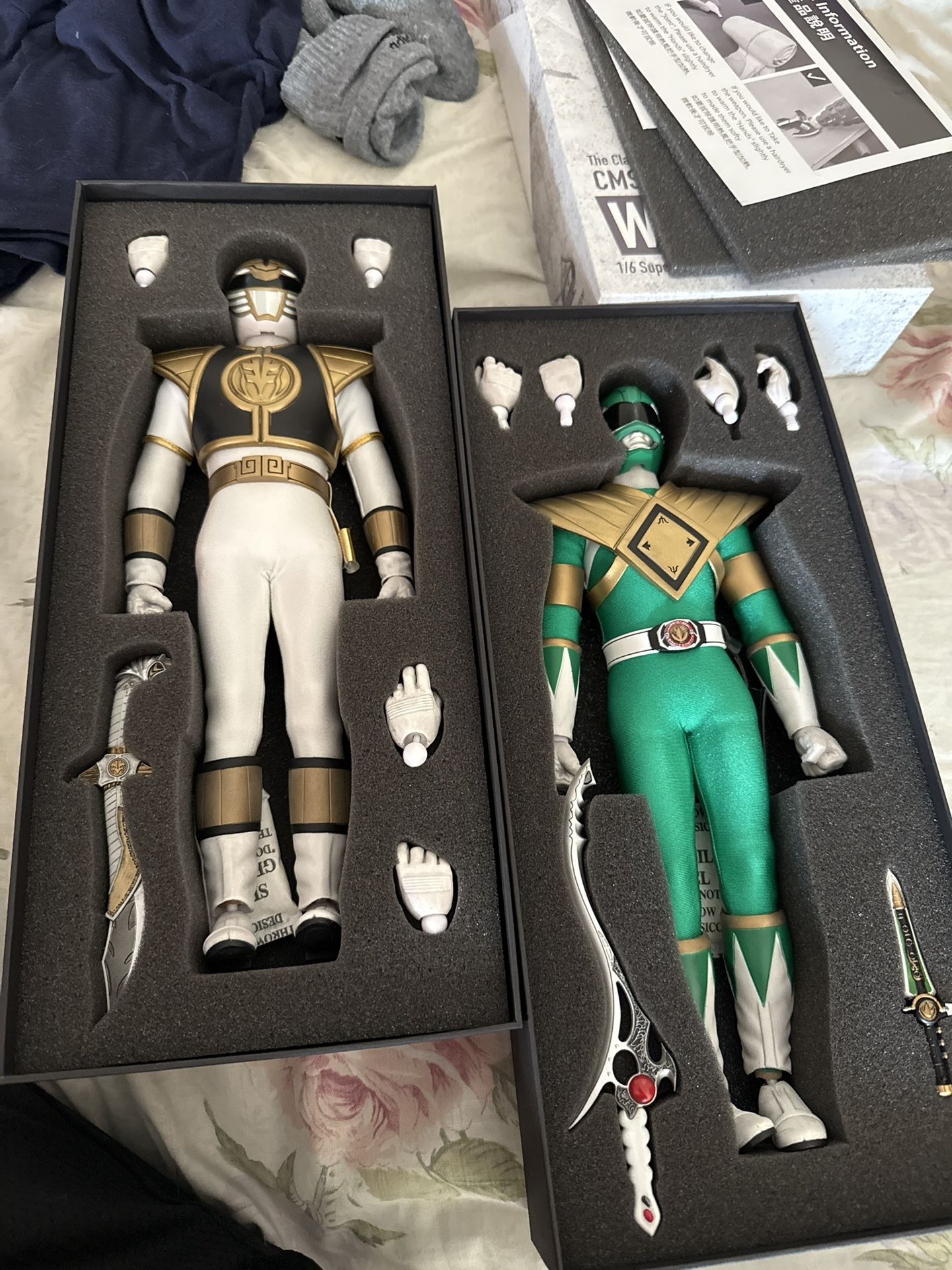 Ace Toys Green/White Power Ranger 1/6 Scale Figure Set