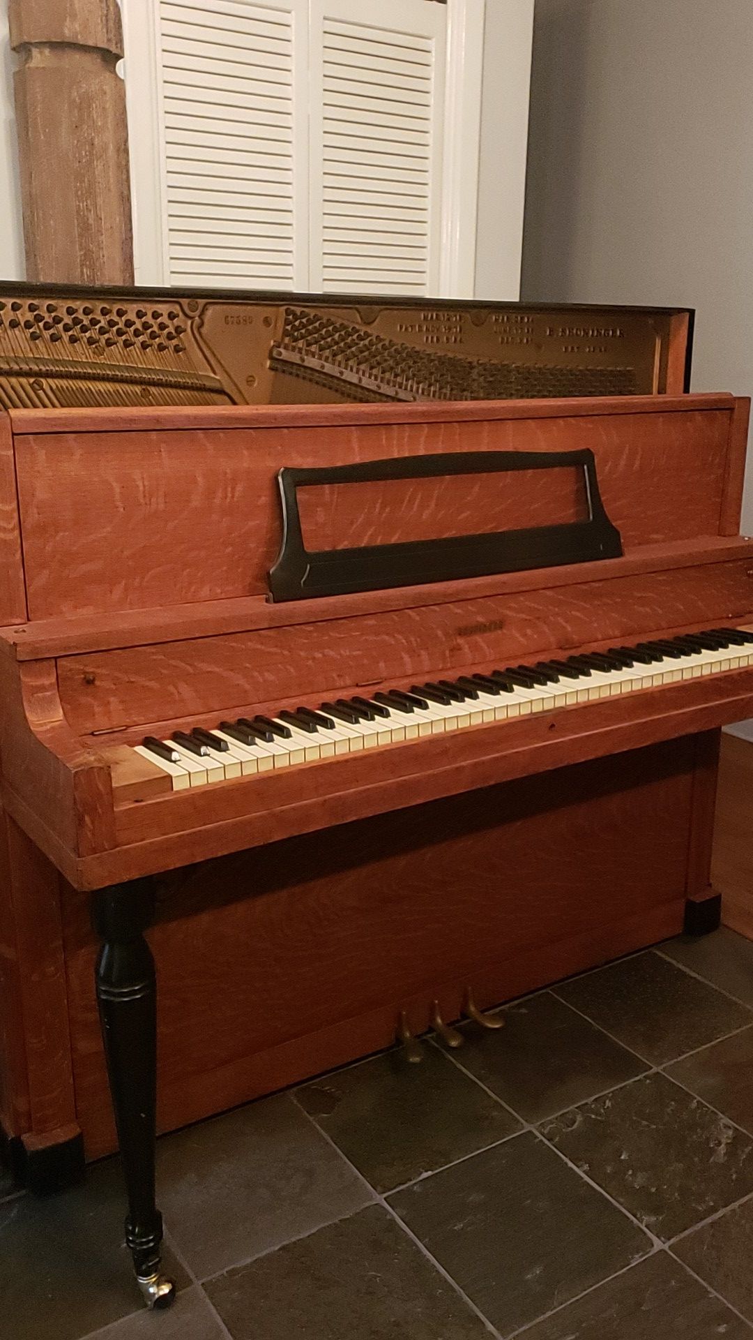 B. Shoninger full upright piano, excellant condition