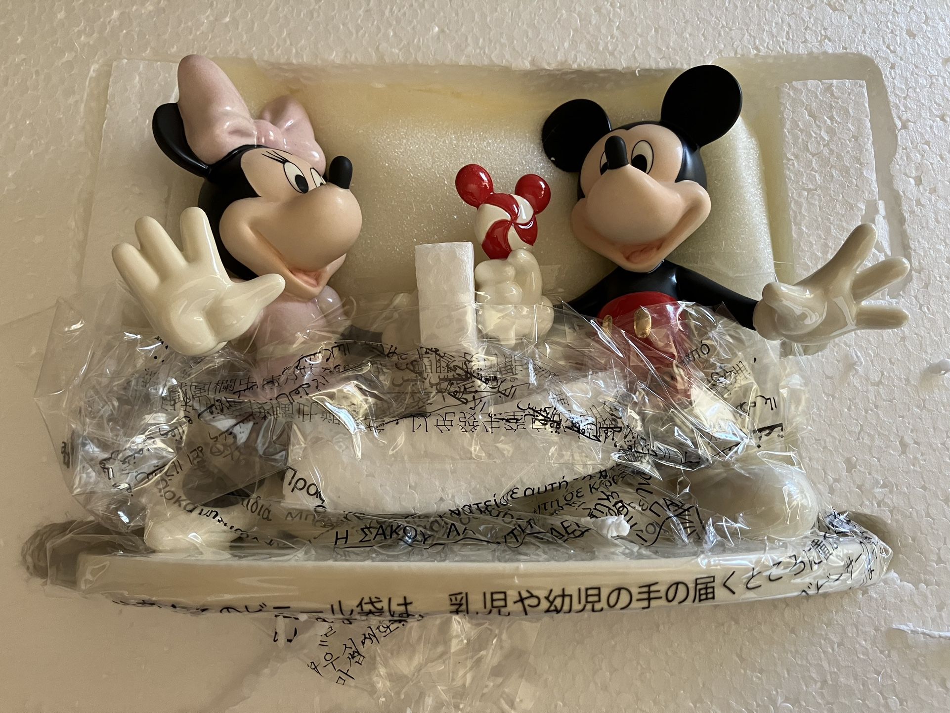 Disney Lenox Sweet Treats Mickey Minnie Figurine
