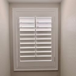Wood Shutters (FREE ESTIMATES & SAME DAY PRICING)- Plantation, Custom, Interior, Window Treatments/Coverings. Persianas de Madera. Se Habla Espanol.