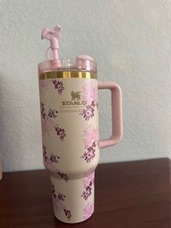 Stanley loveshack  Straw Tumbler with Handle 40oz | Twist On Lid and Flip Up Straw | Leak Resistant Water Bottle | Insulated Stainless Steel |BPA-F
