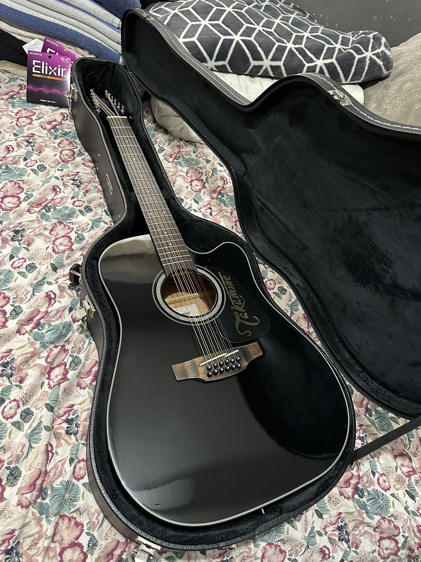 Takamine 12 String Guitar Model GD30 Bulk