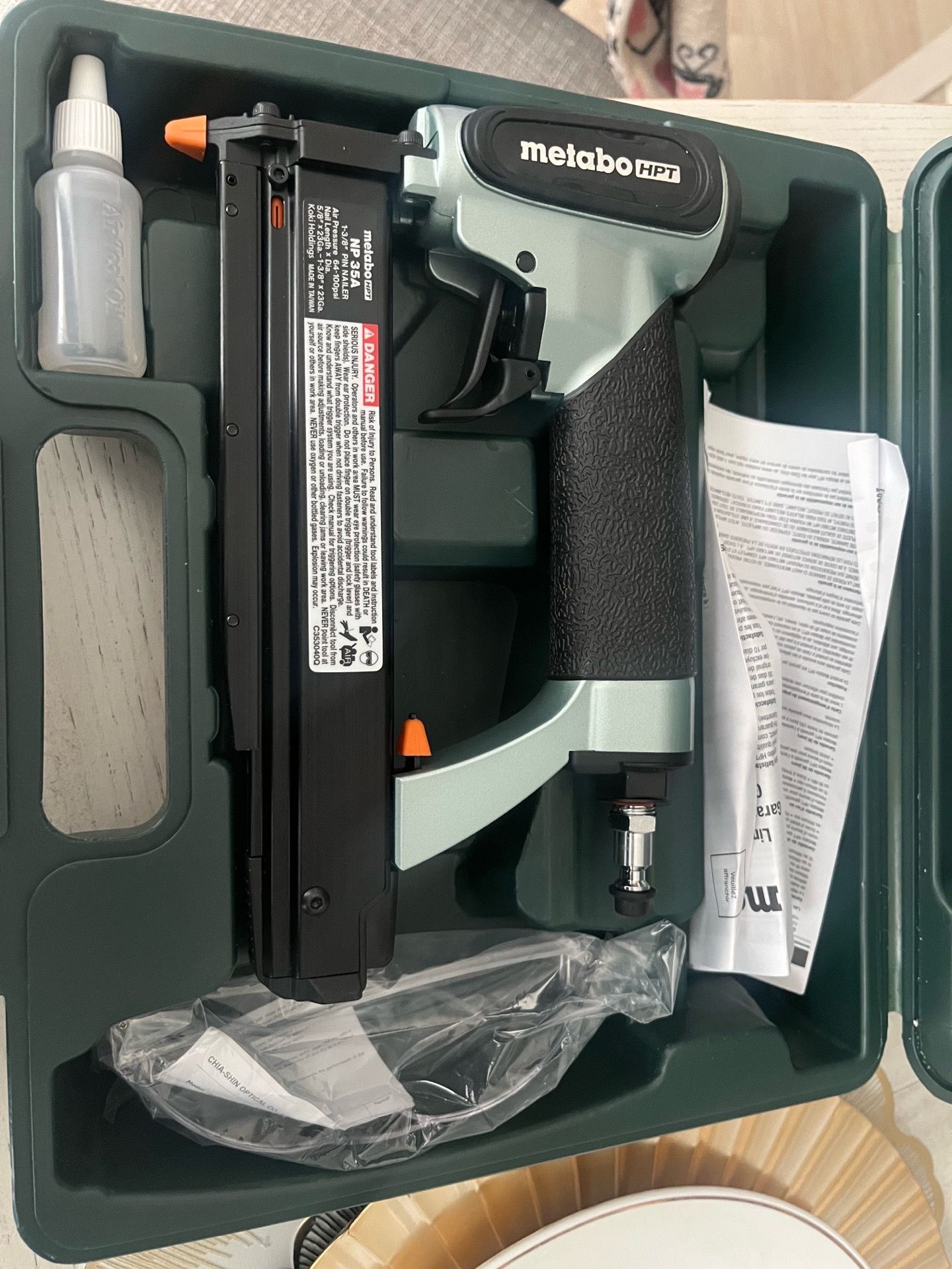 Metabo HPT NP35A 1-3/8" Pin Nailer