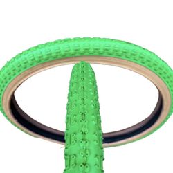 Wanda 20 x 1.75" Green Gum Wall Tires