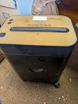 Royal paper shredder 12 sheets