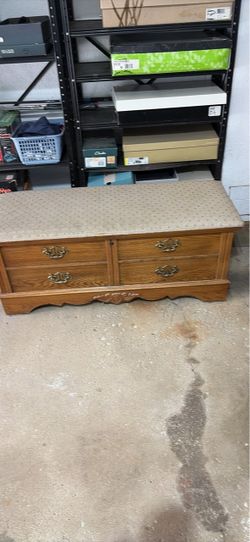 Lane Cedar Chest