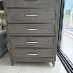 Macy’s Tall 5 Drawer Dresser -$250