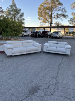2 Piece Light Gray Luxury Recliner Set ( Can Deliver For $10 )