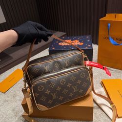 Fashion classic messenger bag, luxurious and versatile wallet, handbag, crossbody bag