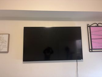 Vizio Flat Screen TV Wall Mounted
