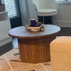 COFFEE TABLE 