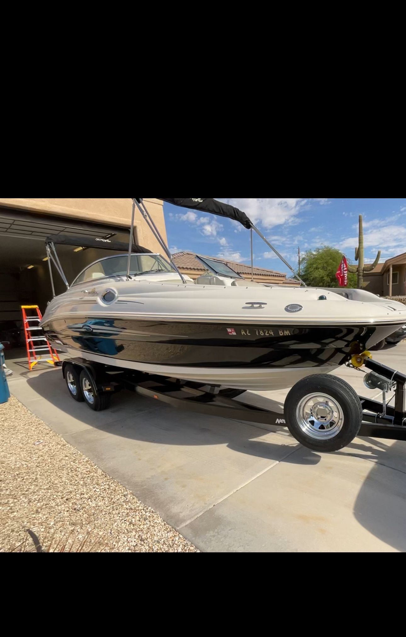 2007 Sea Ray Sundeck Boat