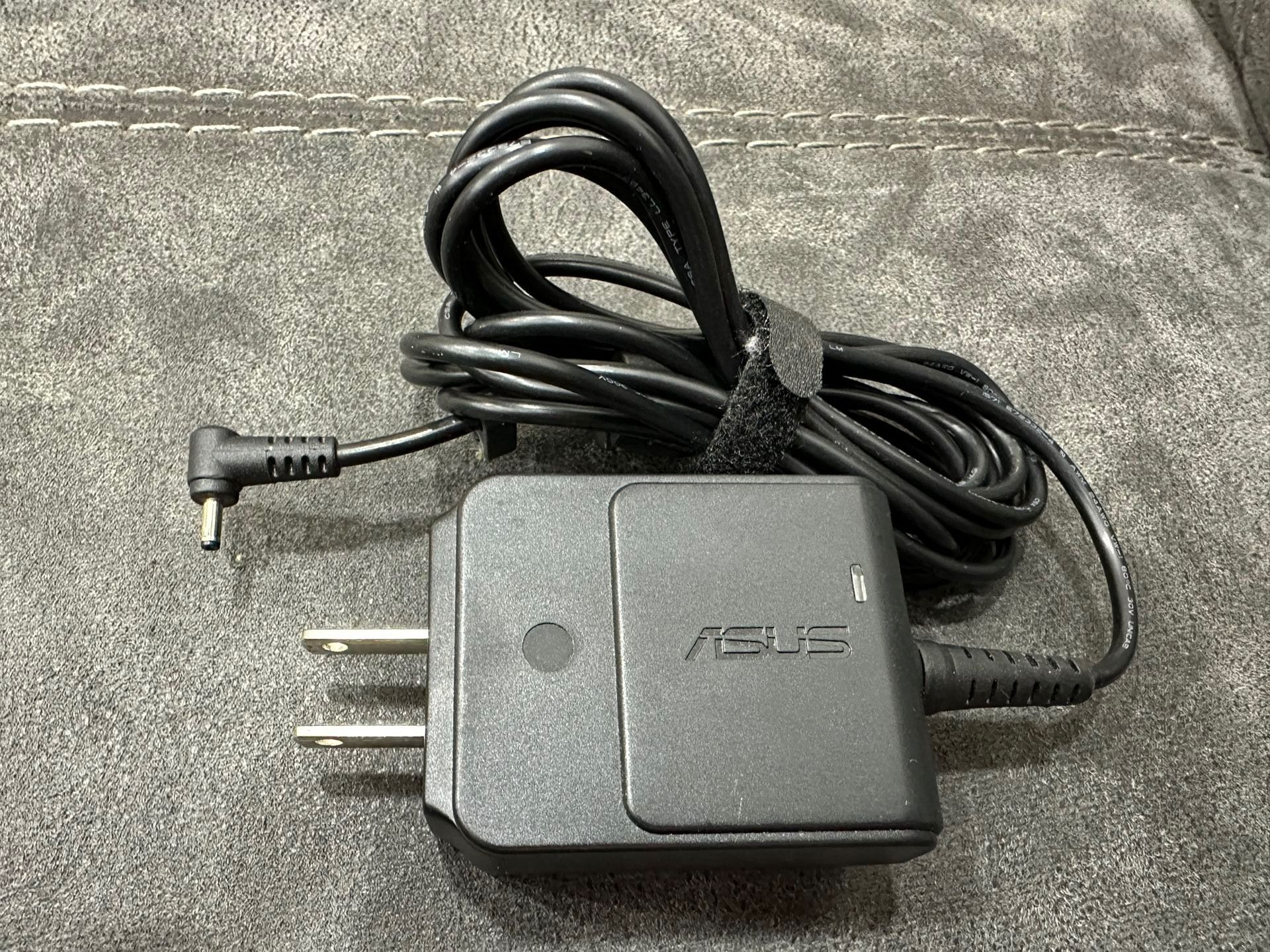 19V 1.58A Genuine ASUS EXA1004UH AC Adapter Power Supply Charger