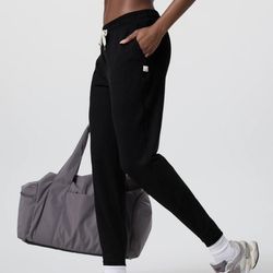 Vuori Performance Jogger 