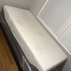 Twin Box Spring And Mattress 