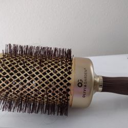 New Olivia Gardens Nano Thermic Ceramic+Ion 3 1/4 Thermal Hair Brush 