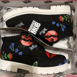 Lugz “married To The Mob”