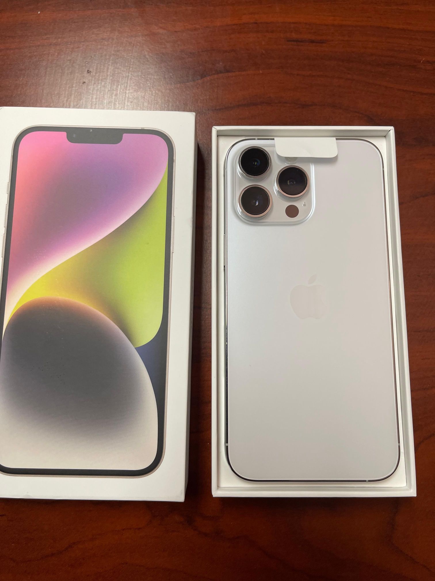 Apple iPhone 14 Pro Max, 128GB, Silver - Lock