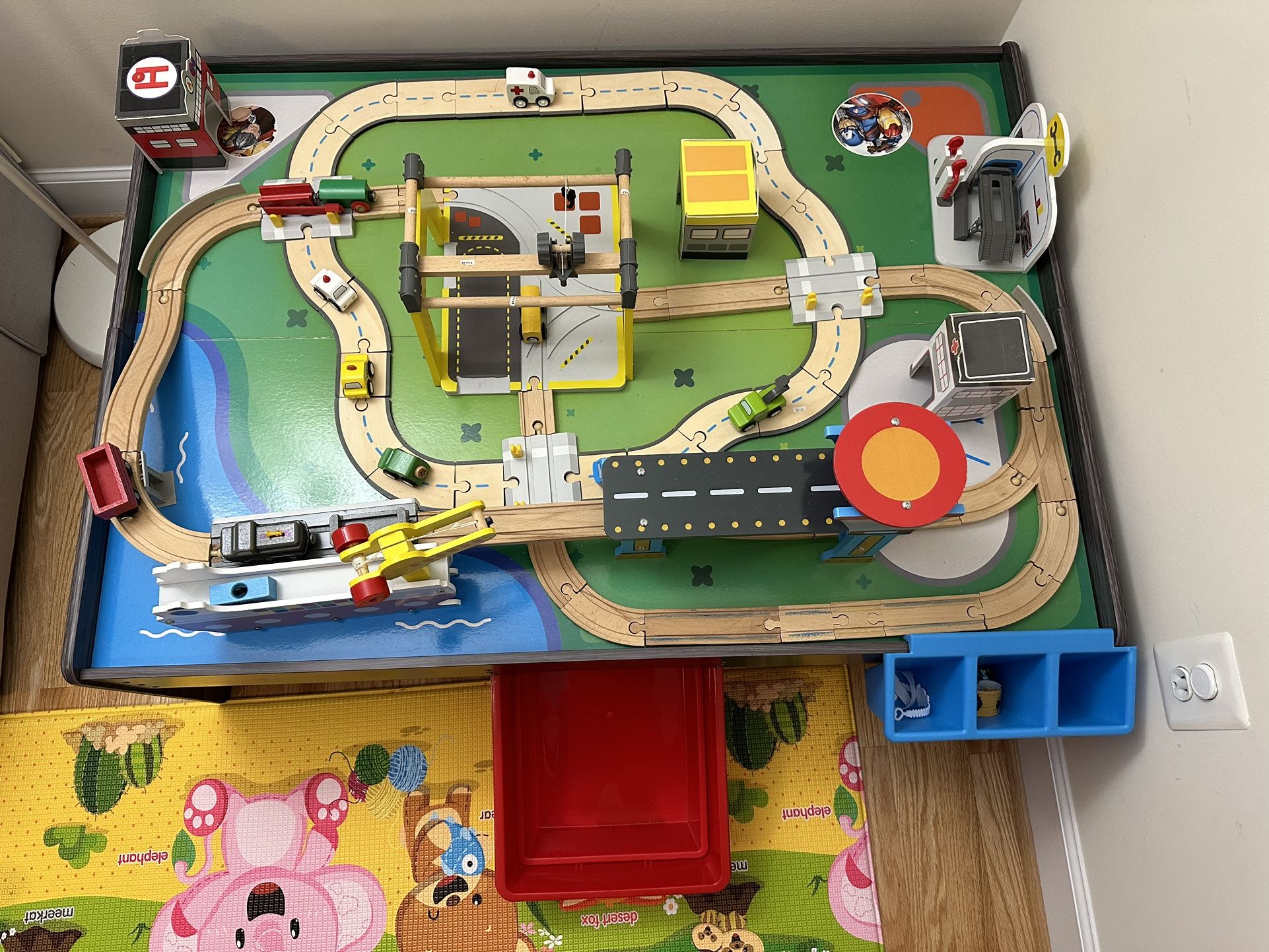 KidKraft Wooden City Play Table