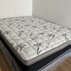 King Size Mattress Pillow Top New 