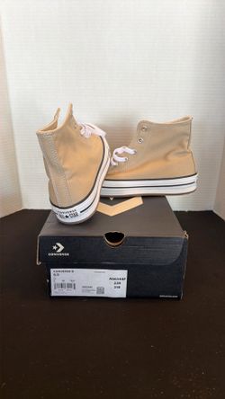 Platform converse big kids  size 5  or woman’s size 6.5