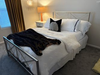 Queen Metal Bed Frame + Box Spring – Excellent Condition Measurements In Description