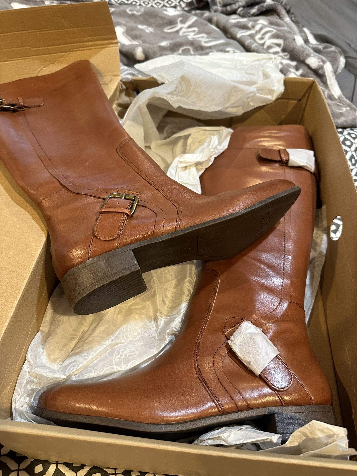 NIB Nine West Leather Boots