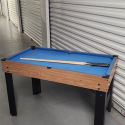 Mini Pool Table