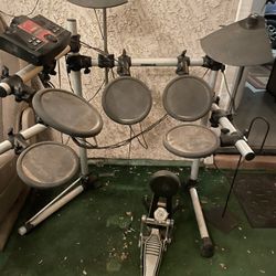 Yamaha DTXPloyer Electric Drum Kit 