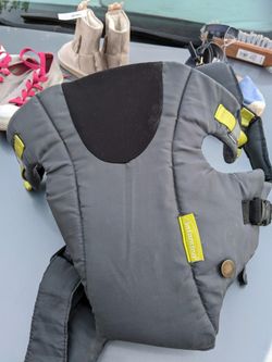 Baby kangaroo and carseat cover