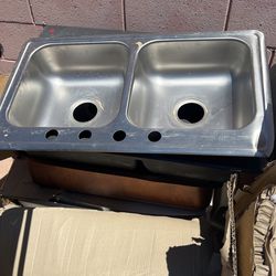 Price Phfister Kitchen Sink