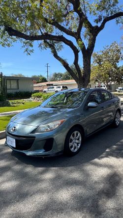 2013 mazda 3