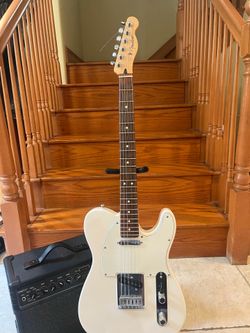 Fender MIM Telecaster w/ Line 6 Spyder V20 Amp