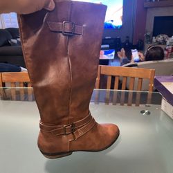 Woman boots MADDEN GIRL, 8.5 size ( medium) Tan collor