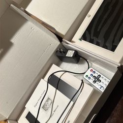 2 Digital Photo Frame 