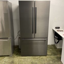Bosch Matte Black French Door Refrigerator GMV