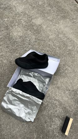 Black Yeezy BL-01