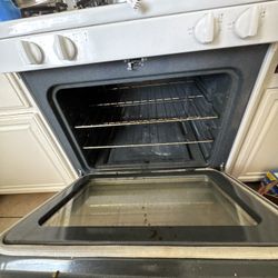 General electric stove