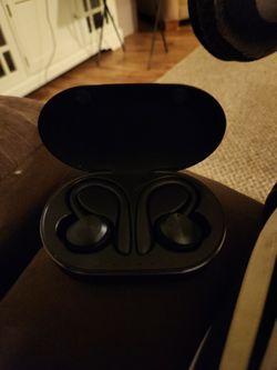 Wireless Earbuds (w/ Over-ear Hook)