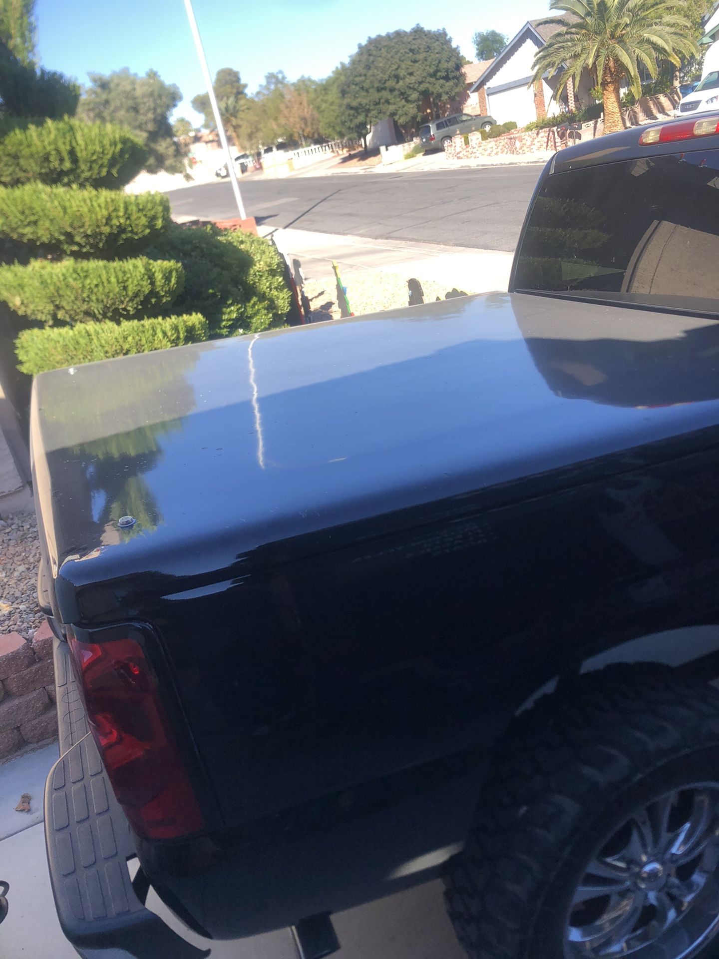 fiberglass-truck-bed-cover-for-sale-in-las-vegas-nv-offerup