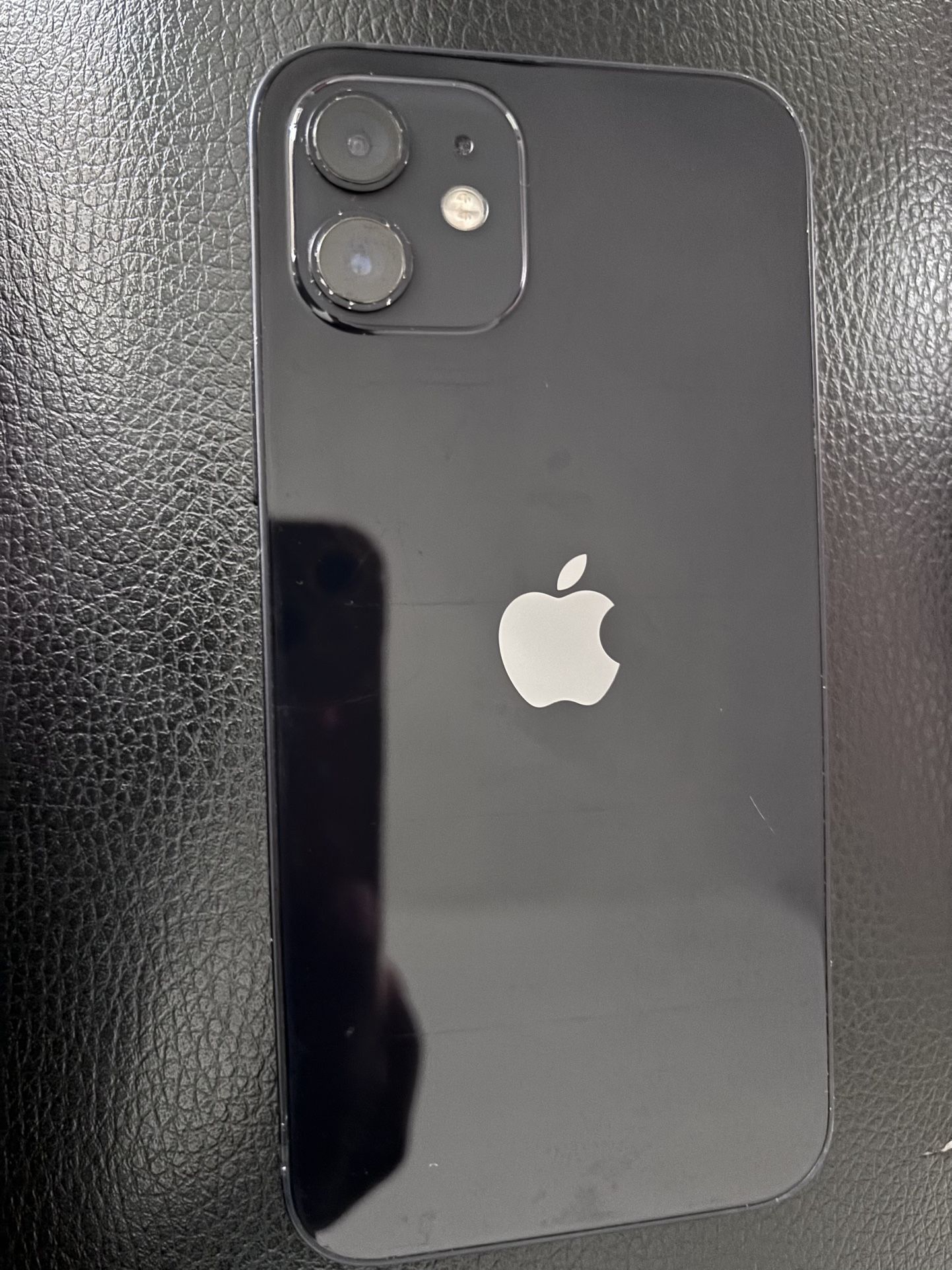 Apple iPhone 12 (Black)
