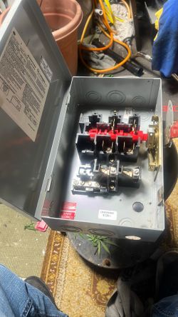 GE. General Duty Safety Switch
