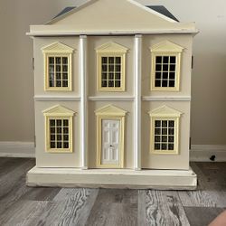 vintage dollhouse