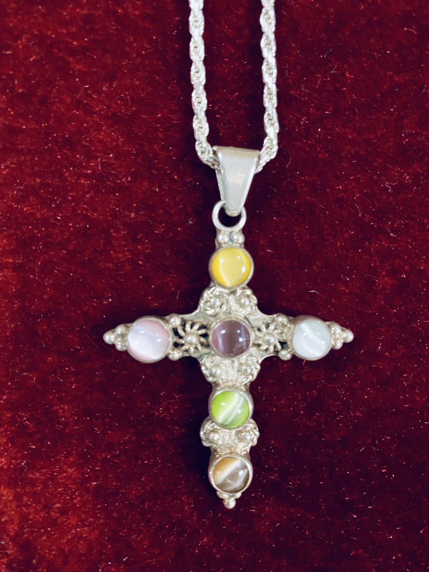 Cross Pendant With Gems .925 Mexico 30” Diamond Cut Rope Chain Necklace