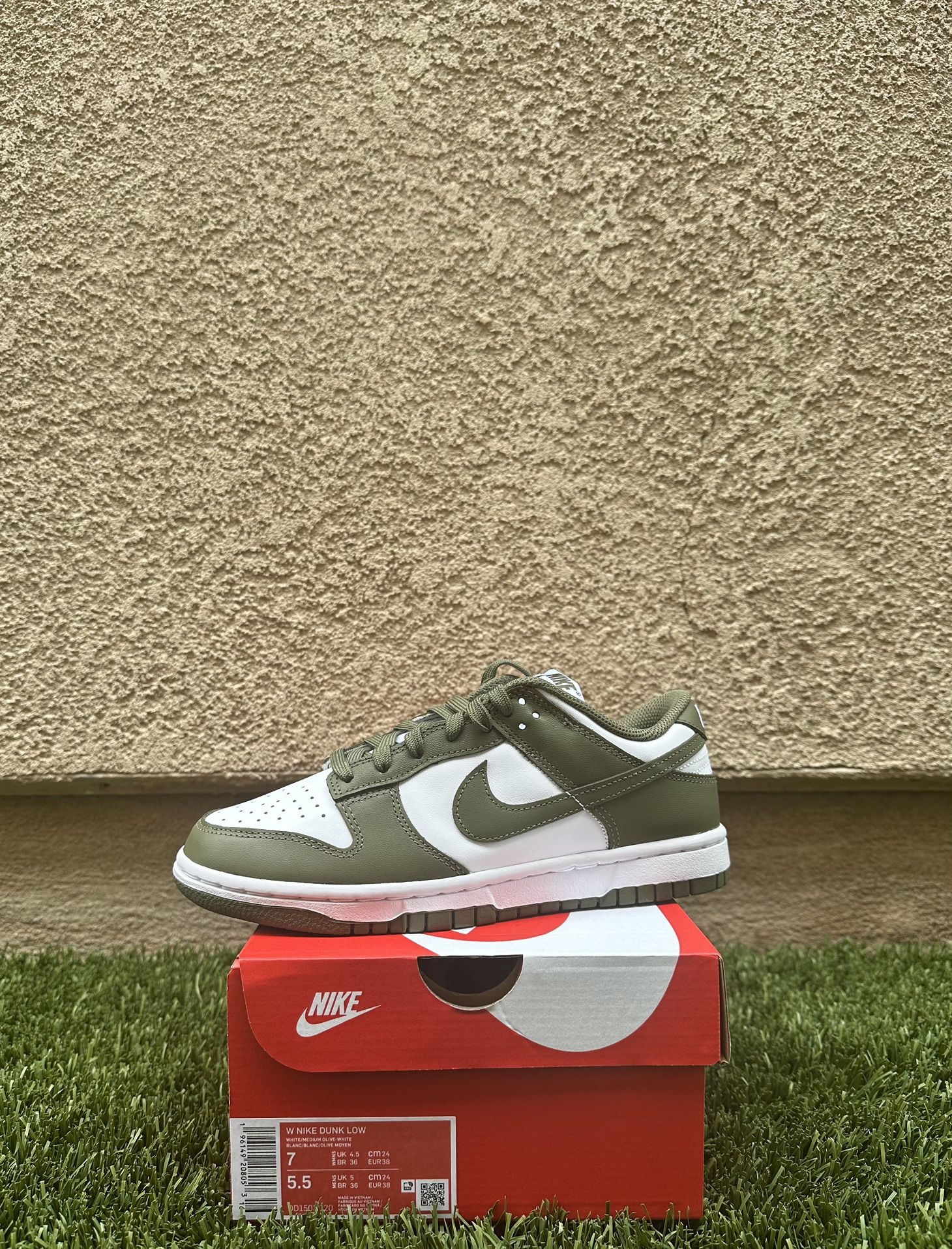 Nike Dunk Low Medium Olive Size 7w/5.5Y