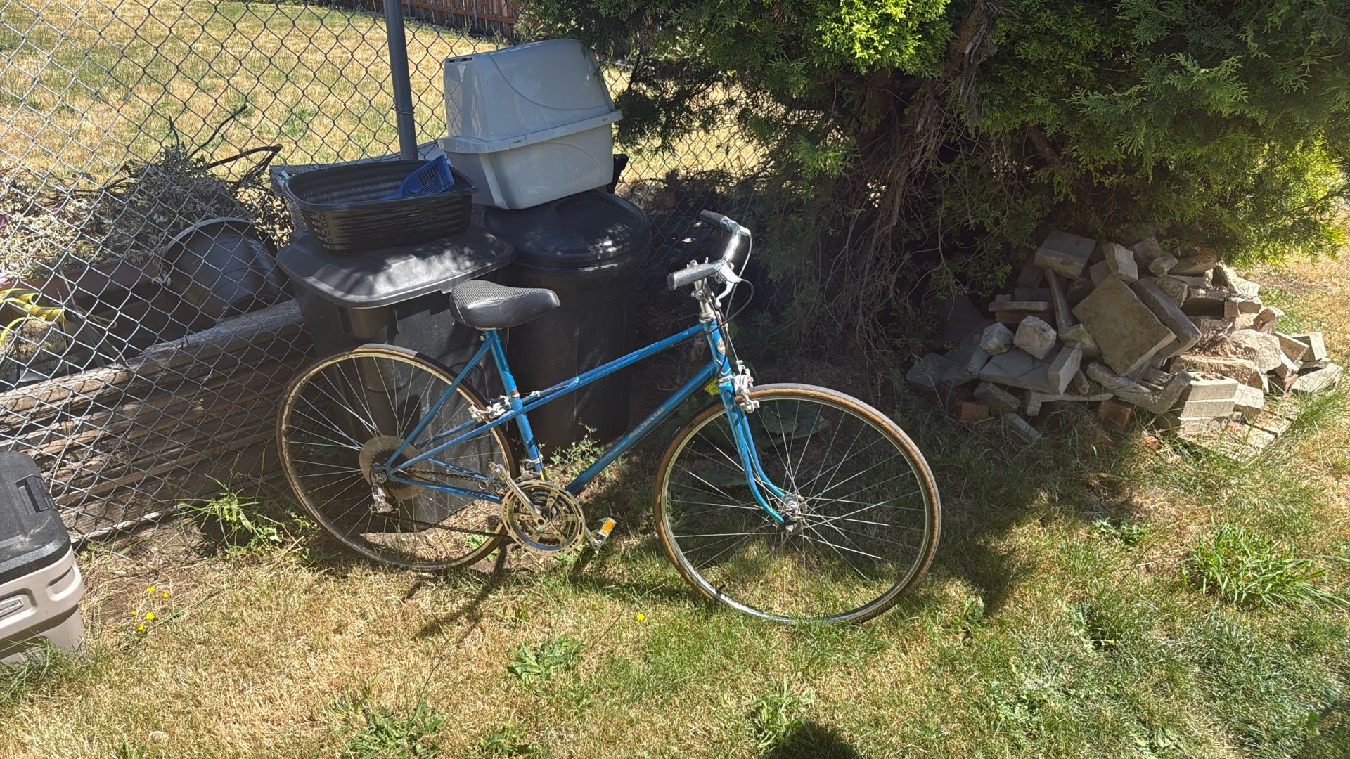 Motobecane Woman’s Mixte Bike
