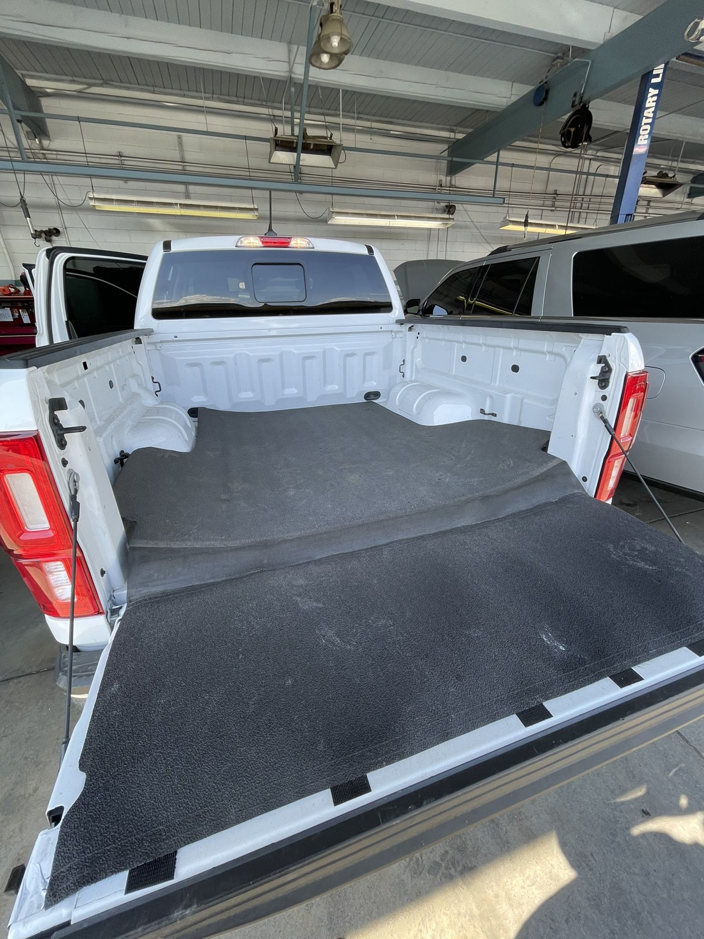 Ford ranger newer body style Bed Liner 